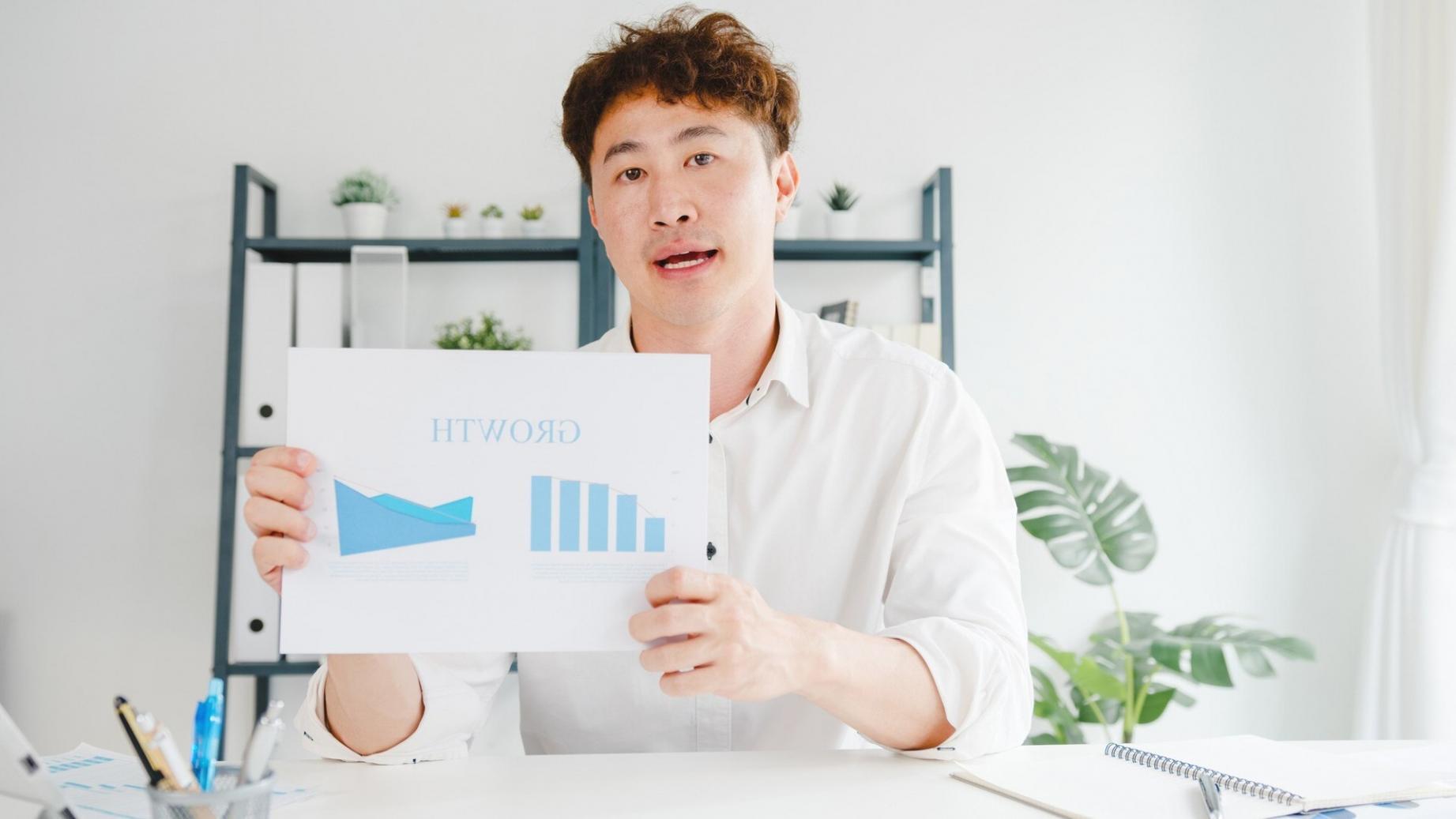 Analyse SEO mobile sur écran d'ordinateur